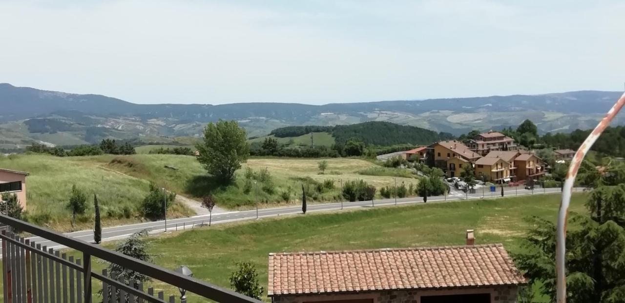 Albergo La Torre Radicofani Kültér fotó