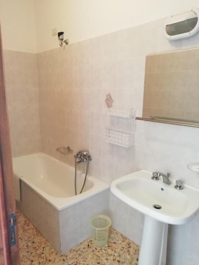 Albergo La Torre Radicofani Kültér fotó