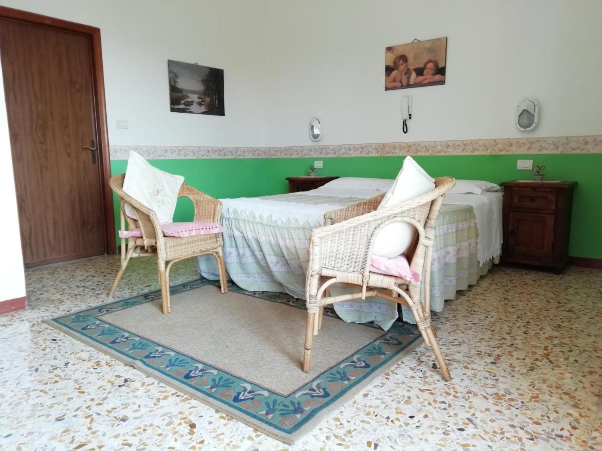 Albergo La Torre Radicofani Kültér fotó